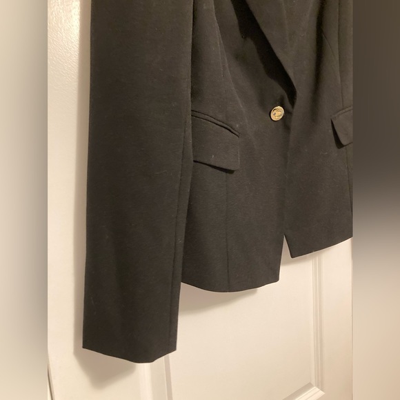 Suzy Shier Blazer - Picture 2 of 7